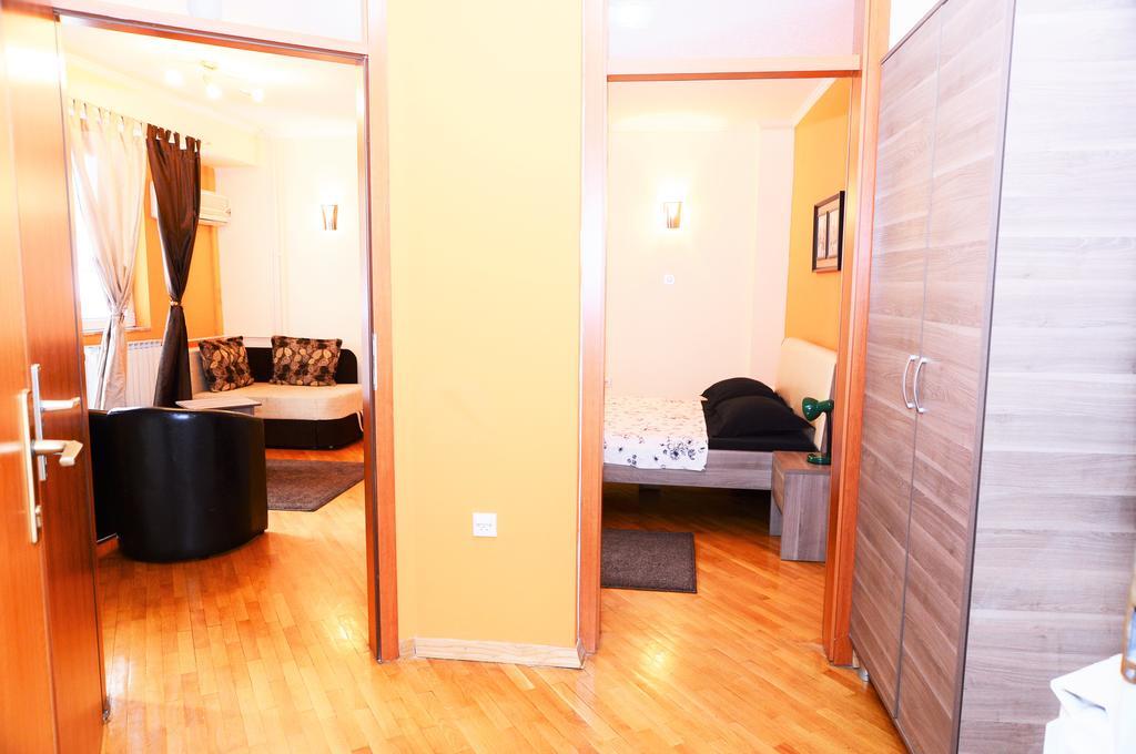 Exclusive Central Apartments Skopje Exteriör bild