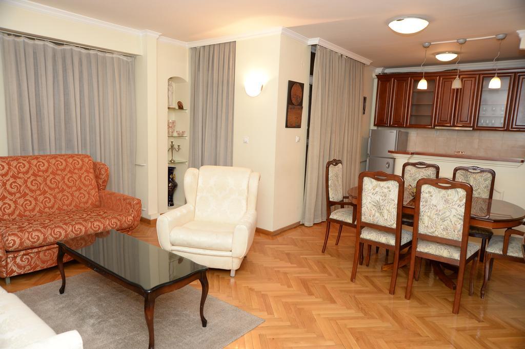 Exclusive Central Apartments Skopje Exteriör bild