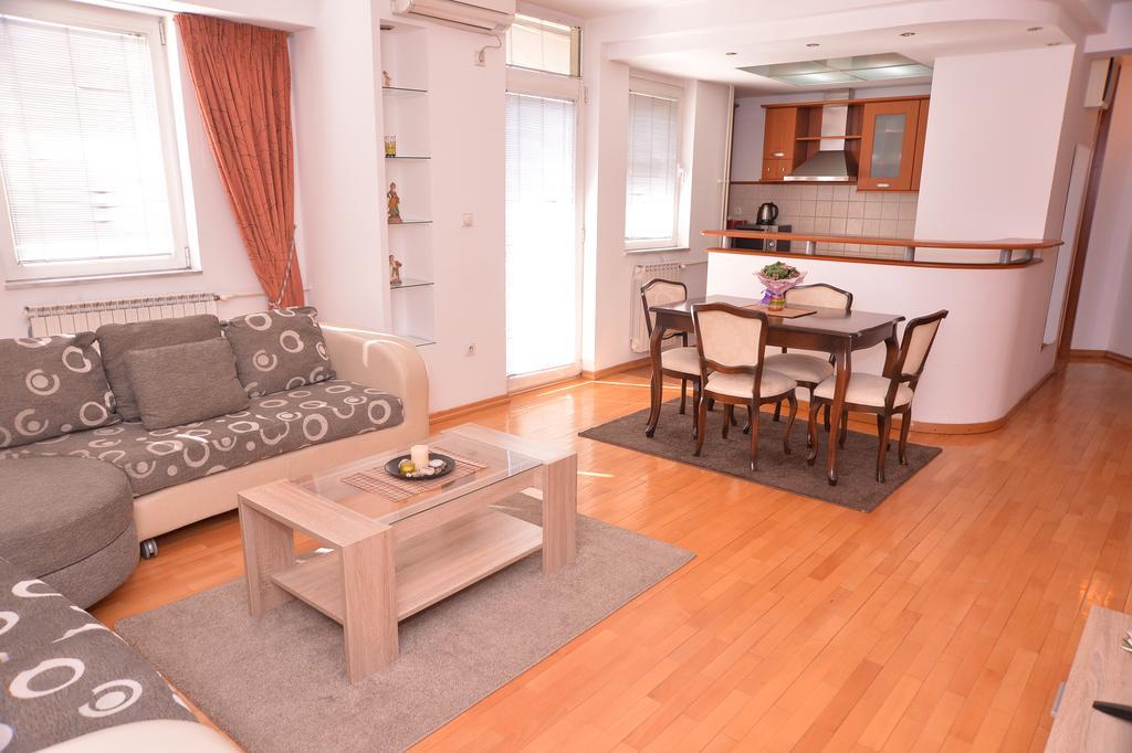 Exclusive Central Apartments Skopje Exteriör bild